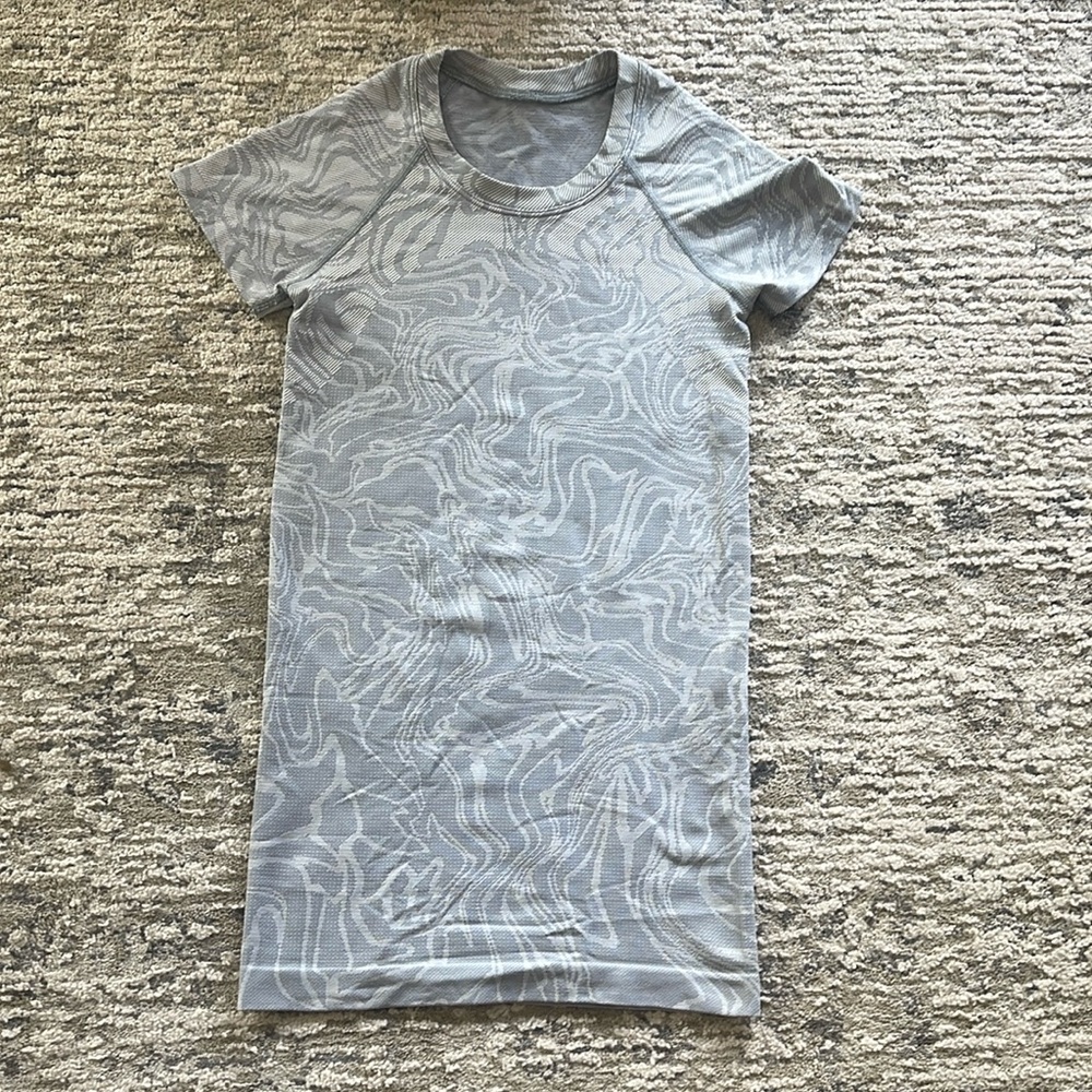 Lululemon Swiftly Tech